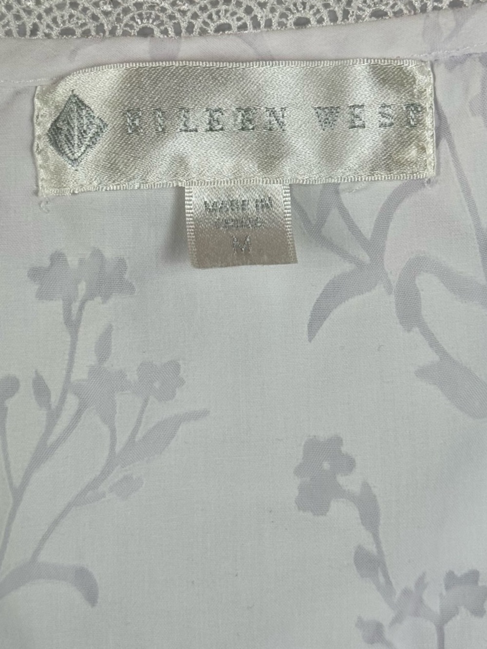 Eileen West Nightgown Medium White Cotton Floral Sleeveless Lace Trim Sleepwear - Picture 10 of 16